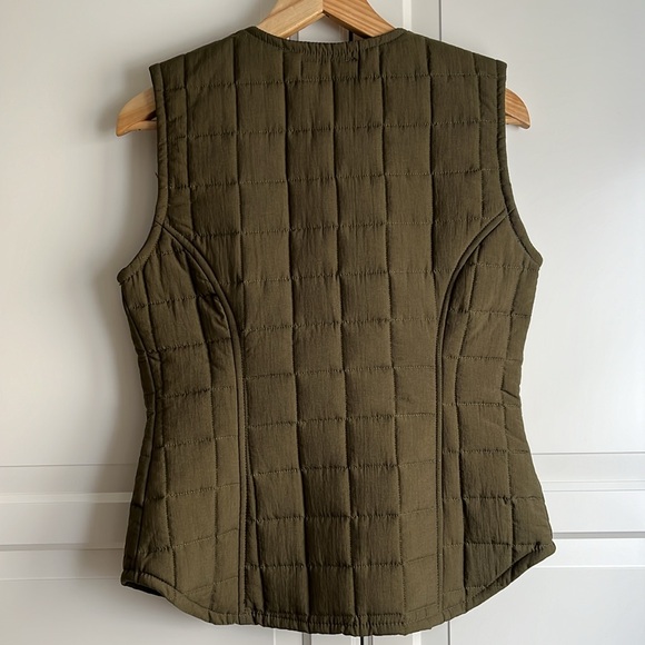 Vintage 90’s Guess olive green zip-up vest with windowpane quilting. Size US M - Picture 2 of 9